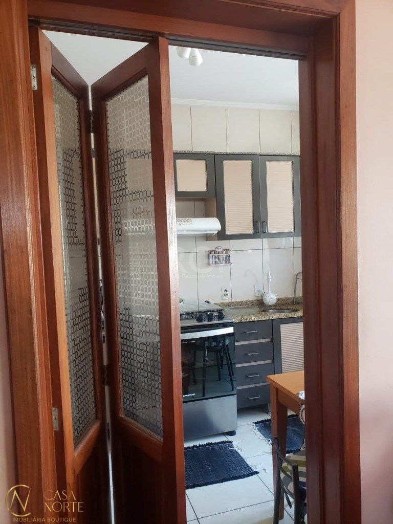 Apartamento à venda com 2 quartos, 64m², 2 vagas, Rua Cristovao Pereira no bairro Passo da Areia em Porto Alegre