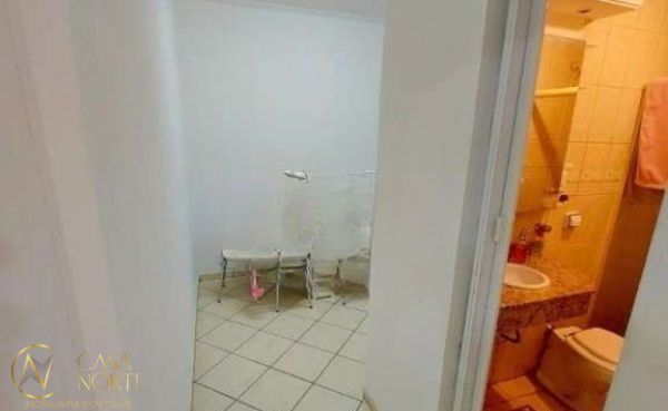 Apartamento à venda com 2 quartos, 46m², Rua Mariante no bairro Rio Branco em Porto Alegre