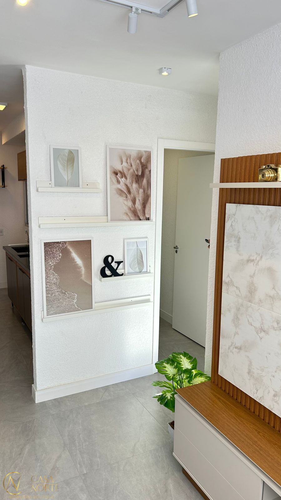 Apartamento à venda com 2 quartos, 40m², 1 vaga, Rua José Iuchno no bairro Hípica em Porto Alegre