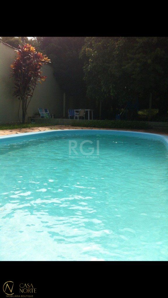 Terreno à venda  com 640m², Rua Dormenio no bairro Santa Tereza em Porto Alegre