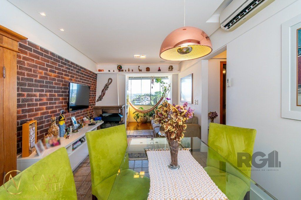 Apartamento à venda com 2 quartos, 77m², 1 vaga, Rua Doutor Murtinho no bairro Alto Petrópolis em Porto Alegre