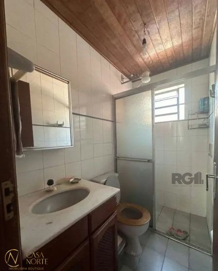 Apartamento à venda com 2 quartos, 45m², Rua dos Maias no bairro Rubem Berta em Porto Alegre
