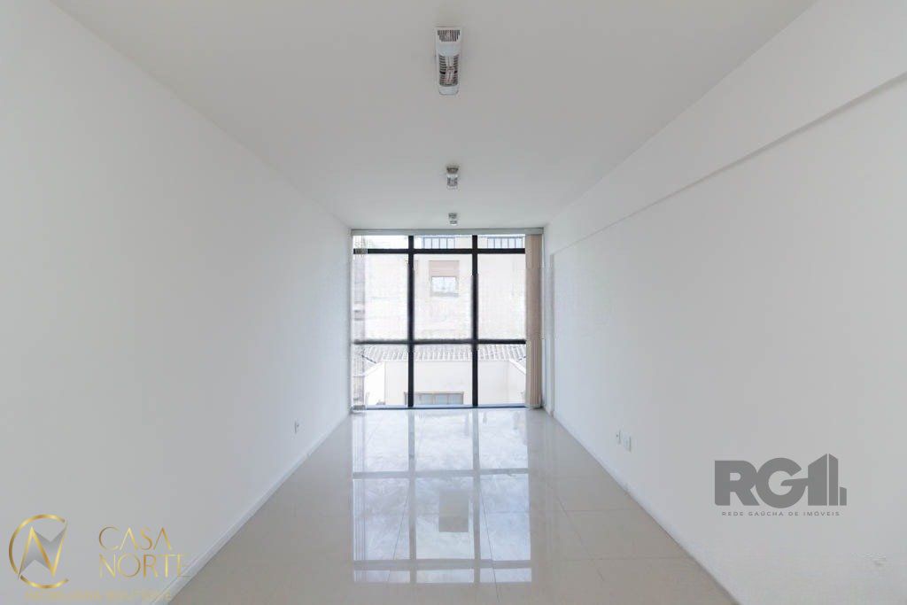 Sala Comercial à venda , 32m², Avenida Mariland no bairro São João em Porto Alegre