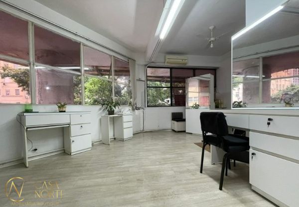 Apartamento à venda com 1 quarto, 41m², Avenida Senador Salgado Filho no bairro Centro Histórico em Porto Alegre