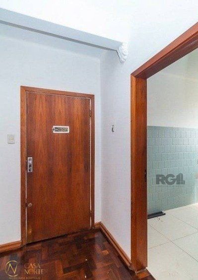 Apartamento à venda com 2 quartos, 72m², Rua Pinto Bandeira no bairro Centro Histórico em Porto Alegre