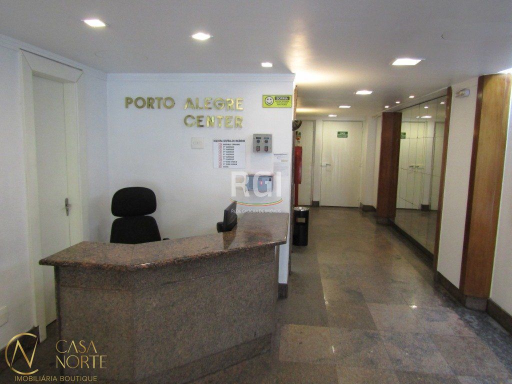 Sala Comercial à venda com 2 quartos, 44m², 1 vaga, Praça Dom Feliciano no bairro Centro Histórico em Porto Alegre