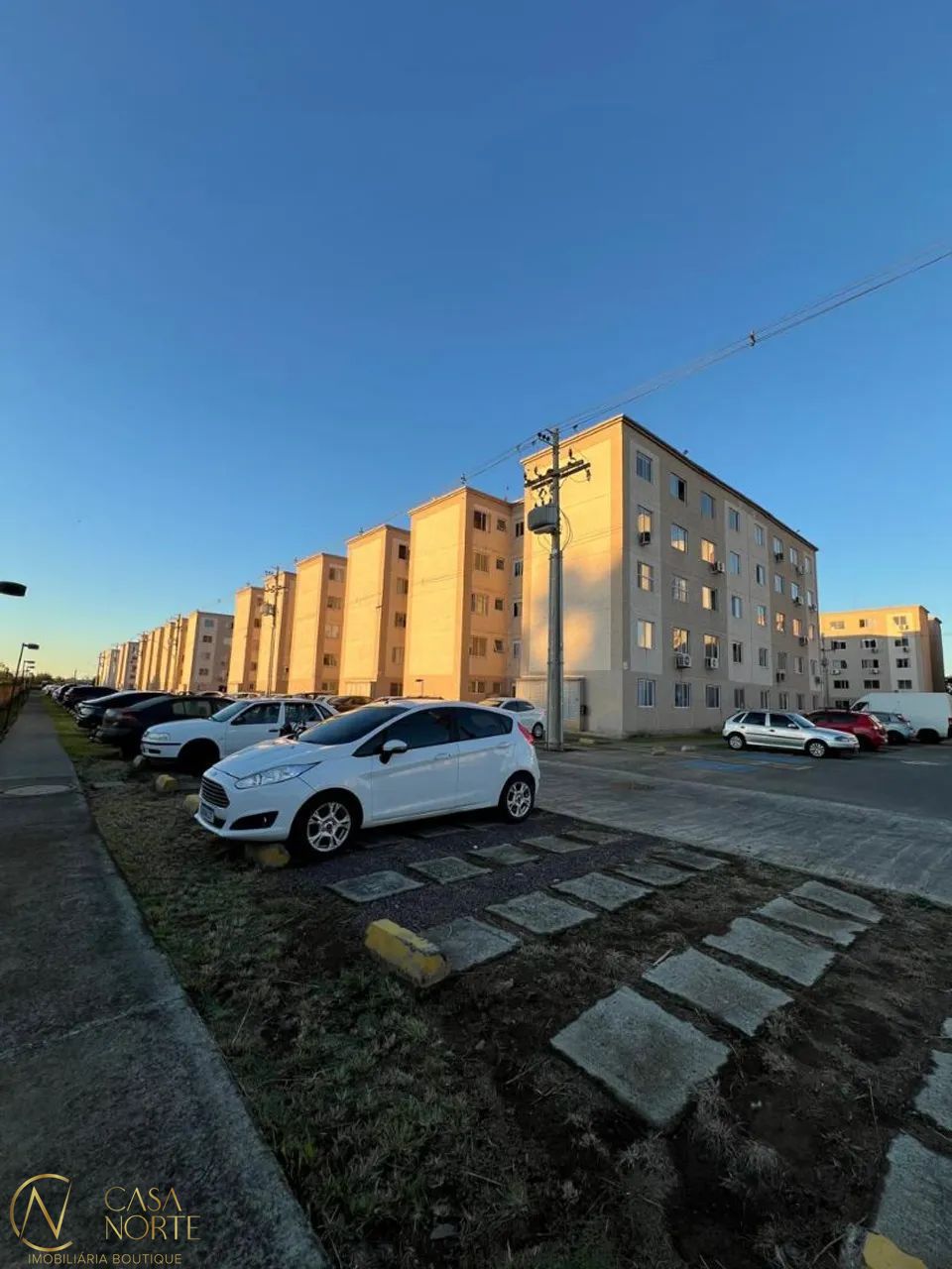 Apartamento à venda com 2 quartos, 42m², 1 vaga, Avenida Souza Melo no bairro Sarandi em Porto Alegre
