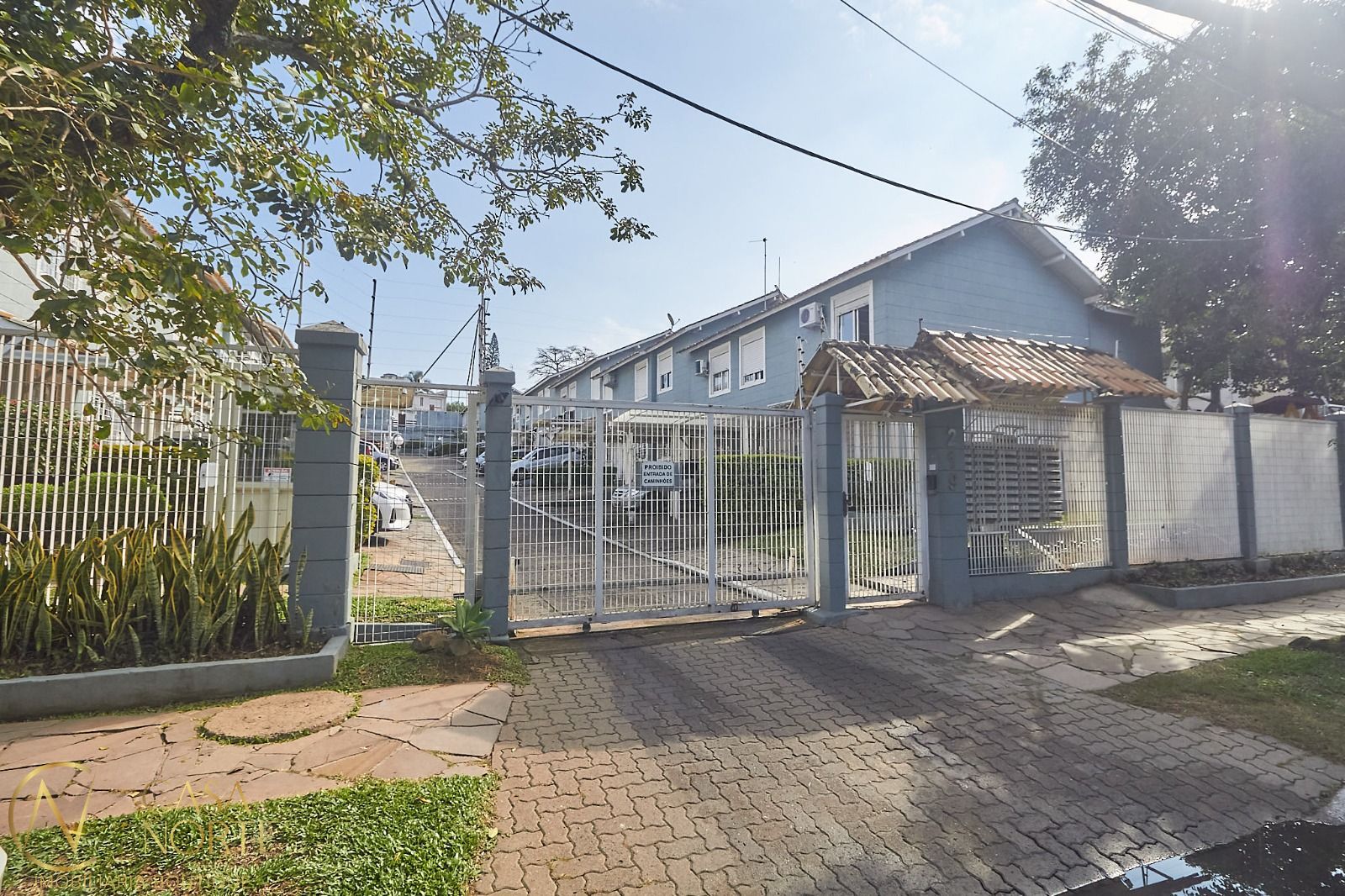 Casa de Condomínio à venda com 2 quartos, 84m², 1 suíte, 1 vaga, Rua Ney da Gama Ahrends no bairro Alto Petrópolis em Porto Alegre