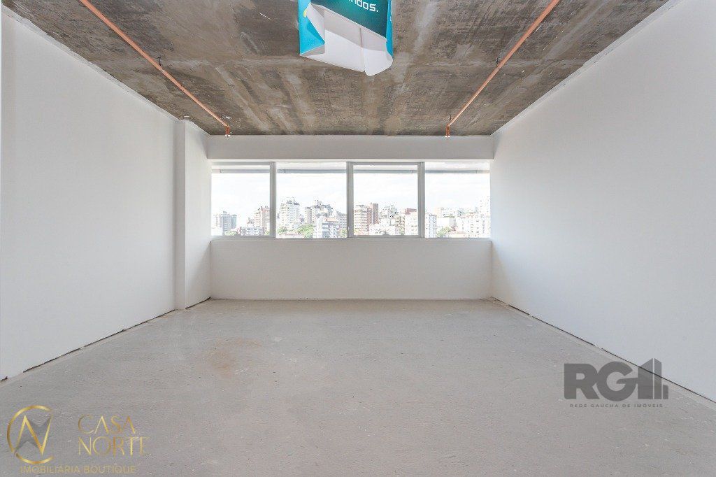 Sala Comercial à venda com 1 quarto, 38m², 1 vaga, Rua Ramiro Barcelos no bairro Moinhos de Vento em Porto Alegre
