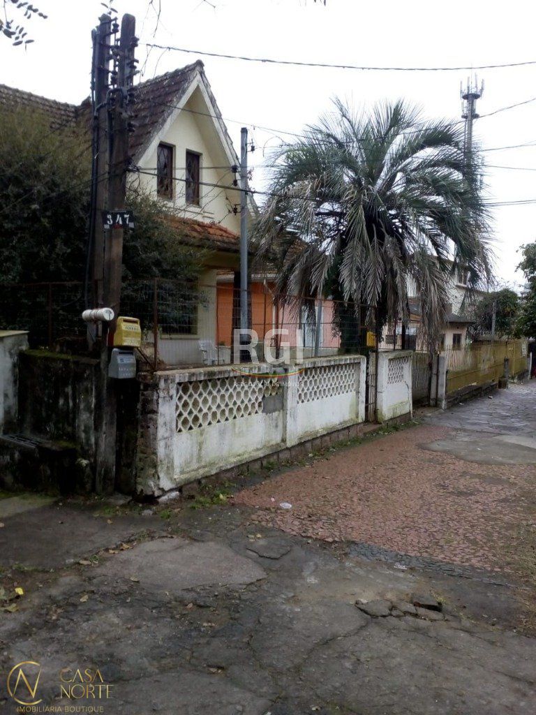 Terreno à venda  com 931m², Rua Silveiro no bairro Menino Deus em Porto Alegre
