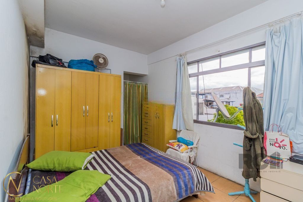 Apartamento à venda com 1 quarto, 68m², Rua São Carlos no bairro Floresta em Porto Alegre