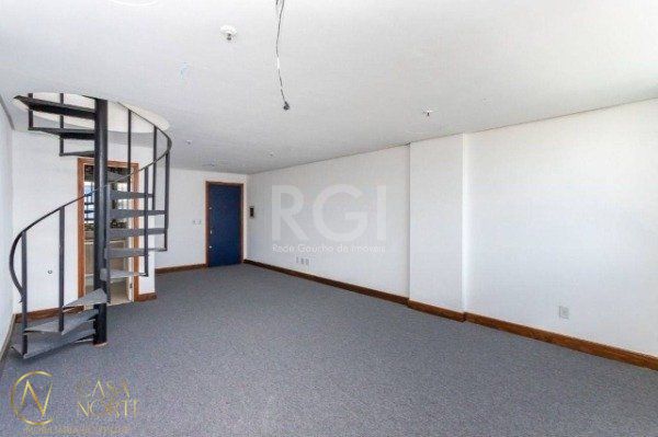 Sala Comercial à venda com 2 quartos, 132m², 2 vagas, Avenida Carlos Gomes no bairro Boa Vista em Porto Alegre