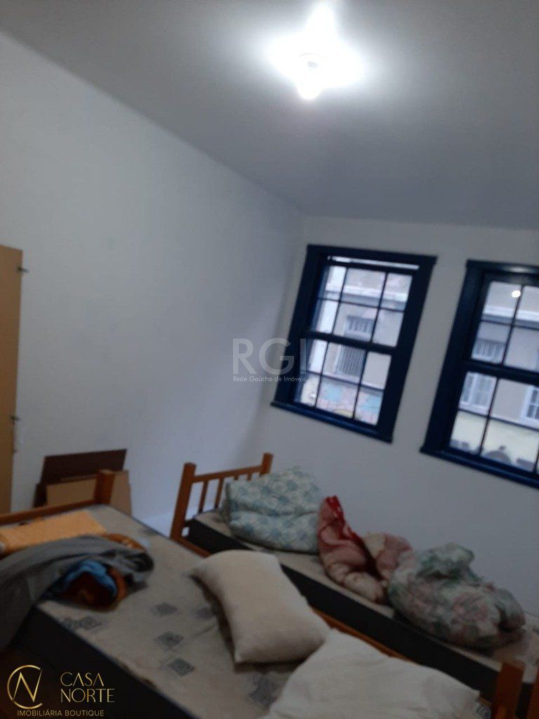 Apartamento à venda com 2 quartos, 92m², Rua General Vitorino no bairro Centro Histórico em Porto Alegre
