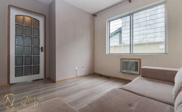 Apartamento à venda com 3 quartos, 83m², 1 vaga, Rua Oscar Schneider no bairro Medianeira em Porto Alegre