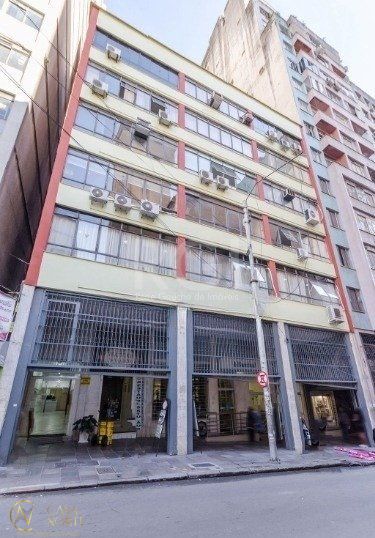 Sala Comercial à venda com 1 quarto, 51m², Rua Vigário José Inácio no bairro Centro Histórico em Porto Alegre