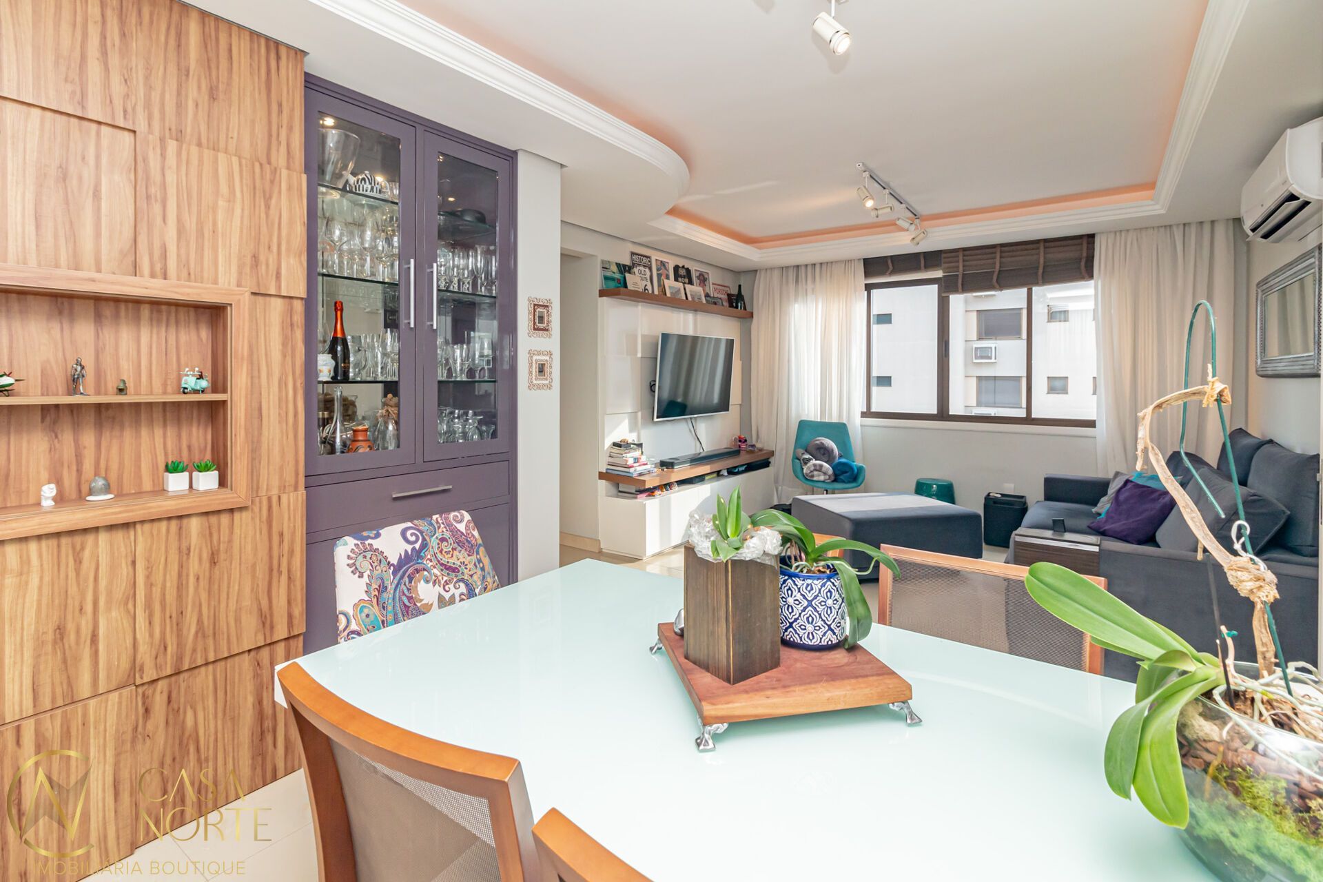 Apartamento à venda com 3 quartos, 93m², 1 suíte, 2 vagas, Rua João Abbott no bairro Petrópolis em Porto Alegre
