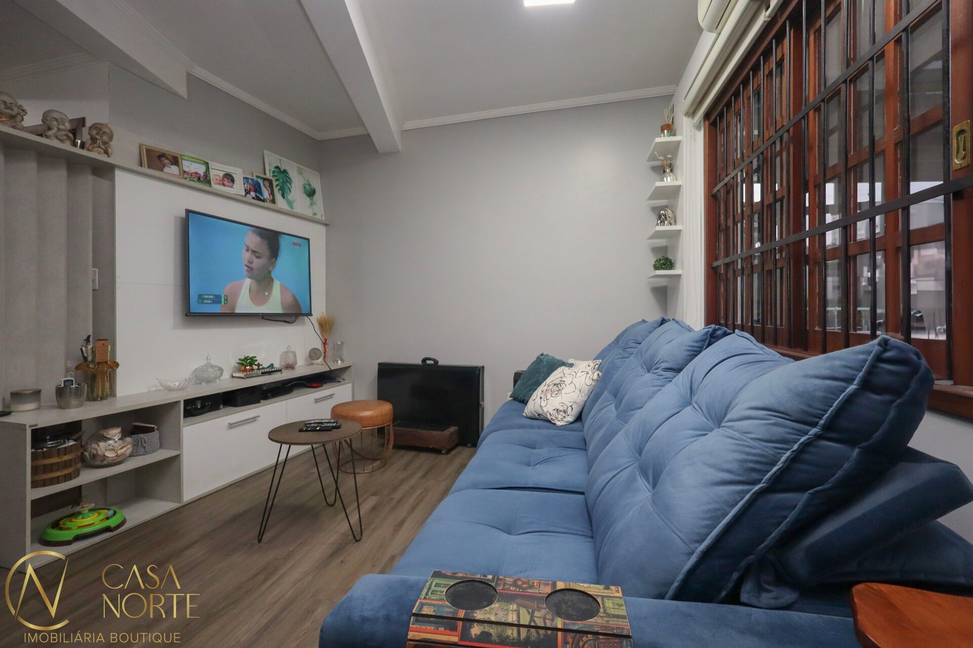 Casa à venda com 3 quartos, 144m², 1 suíte, 1 vaga, Praça Breno Caldas no bairro Jardim Itu em Porto Alegre