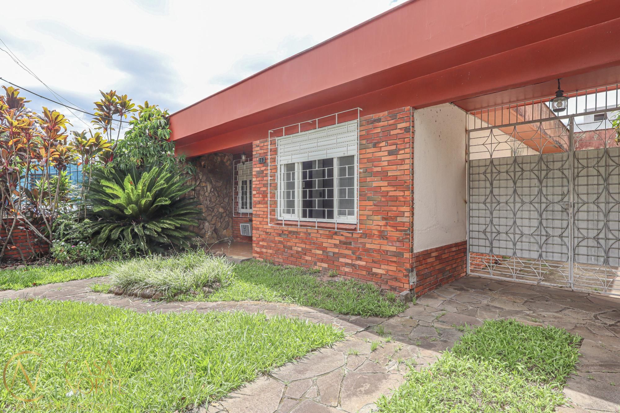 Casa à venda com 3 quartos, 114m², 1 suíte, 3 vagas, Avenida Nilo Ruschel no bairro Morro Santana em Porto Alegre