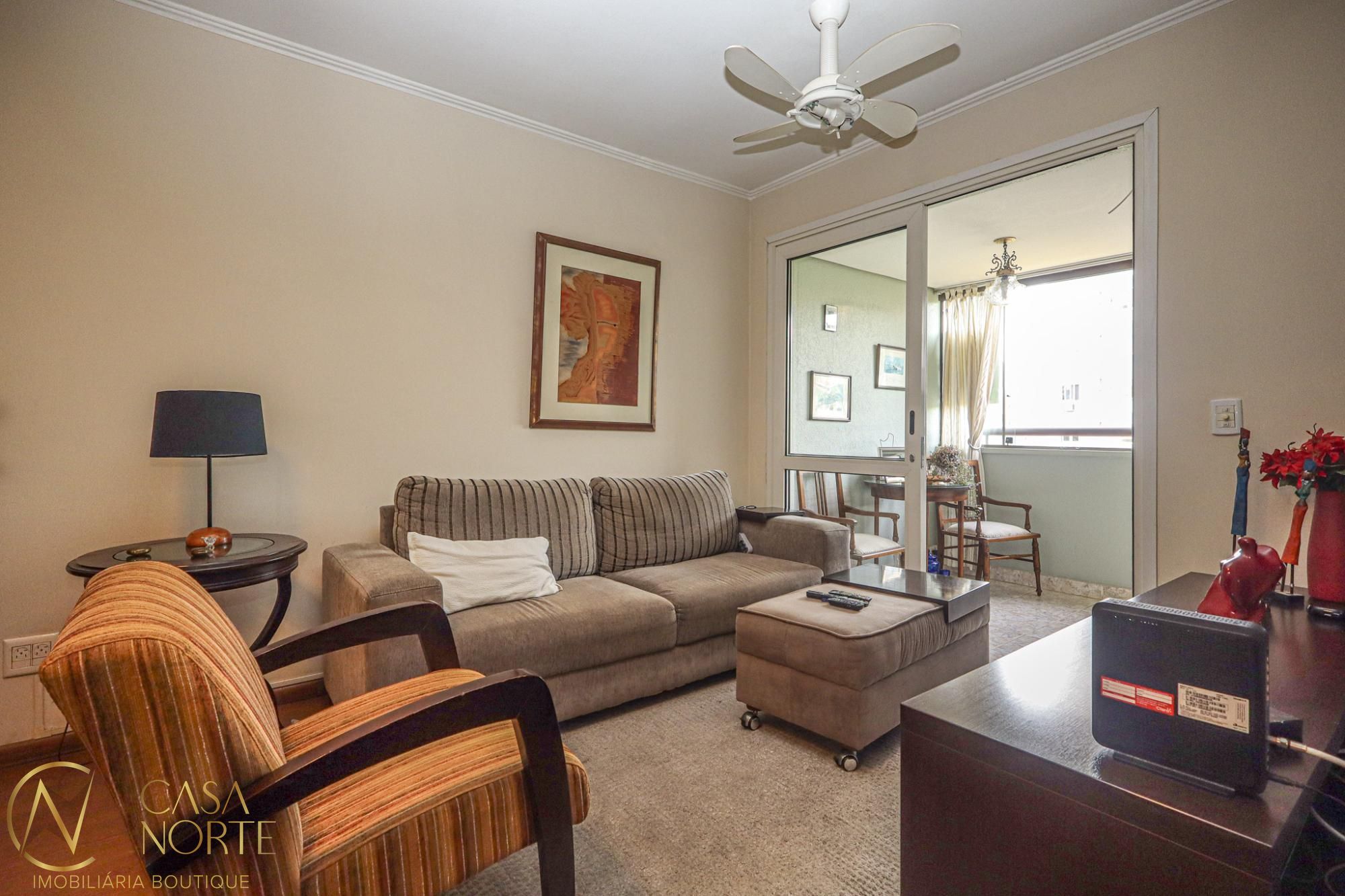 Apartamento à venda com 3 quartos, 96m², 1 suíte, 1 vaga, Avenida General Barreto Viana no bairro Chácara das Pedras em Porto Alegre