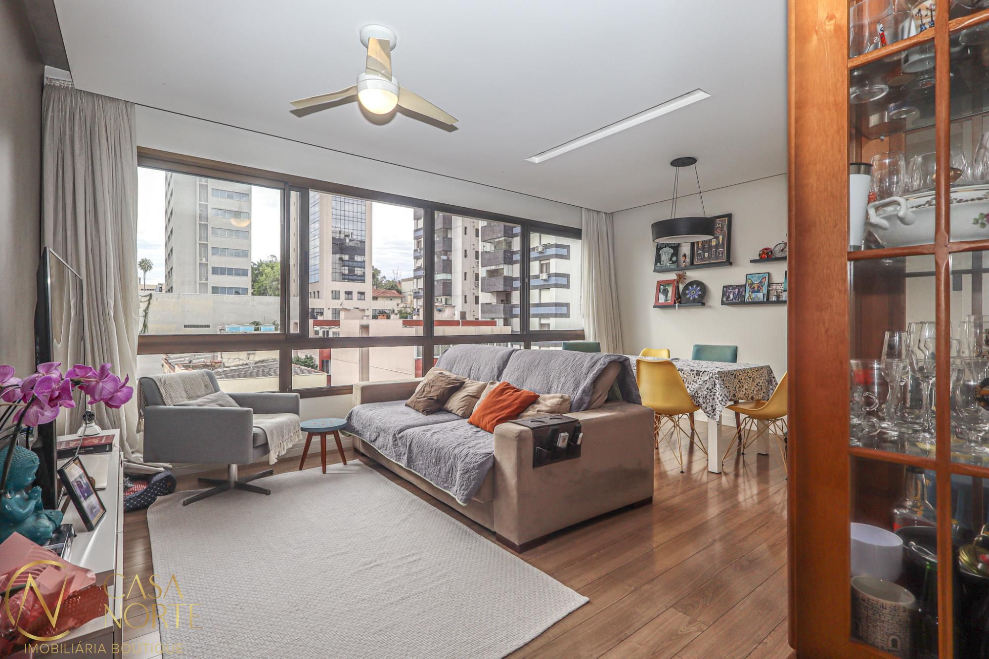 Apartamento à venda com 2 quartos, 73m², 1 suíte, 1 vaga, Rua Carlos Von Koseritz no bairro São João em Porto Alegre