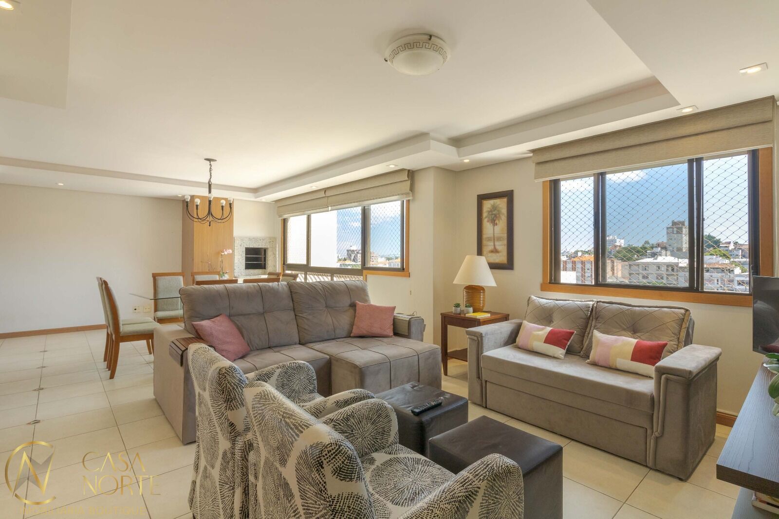 Apartamento à venda com 3 quartos, 87m², 1 suíte, 2 vagas, Avenida Grécia no bairro Passo da Areia em Porto Alegre