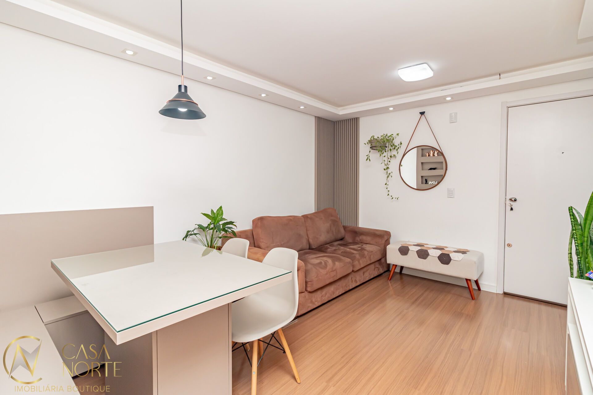 Apartamento à venda com 2 quartos, 54m², 1 vaga, Estrada João de Oliveira Remião no bairro Lomba do Pinheiro em Porto Alegre