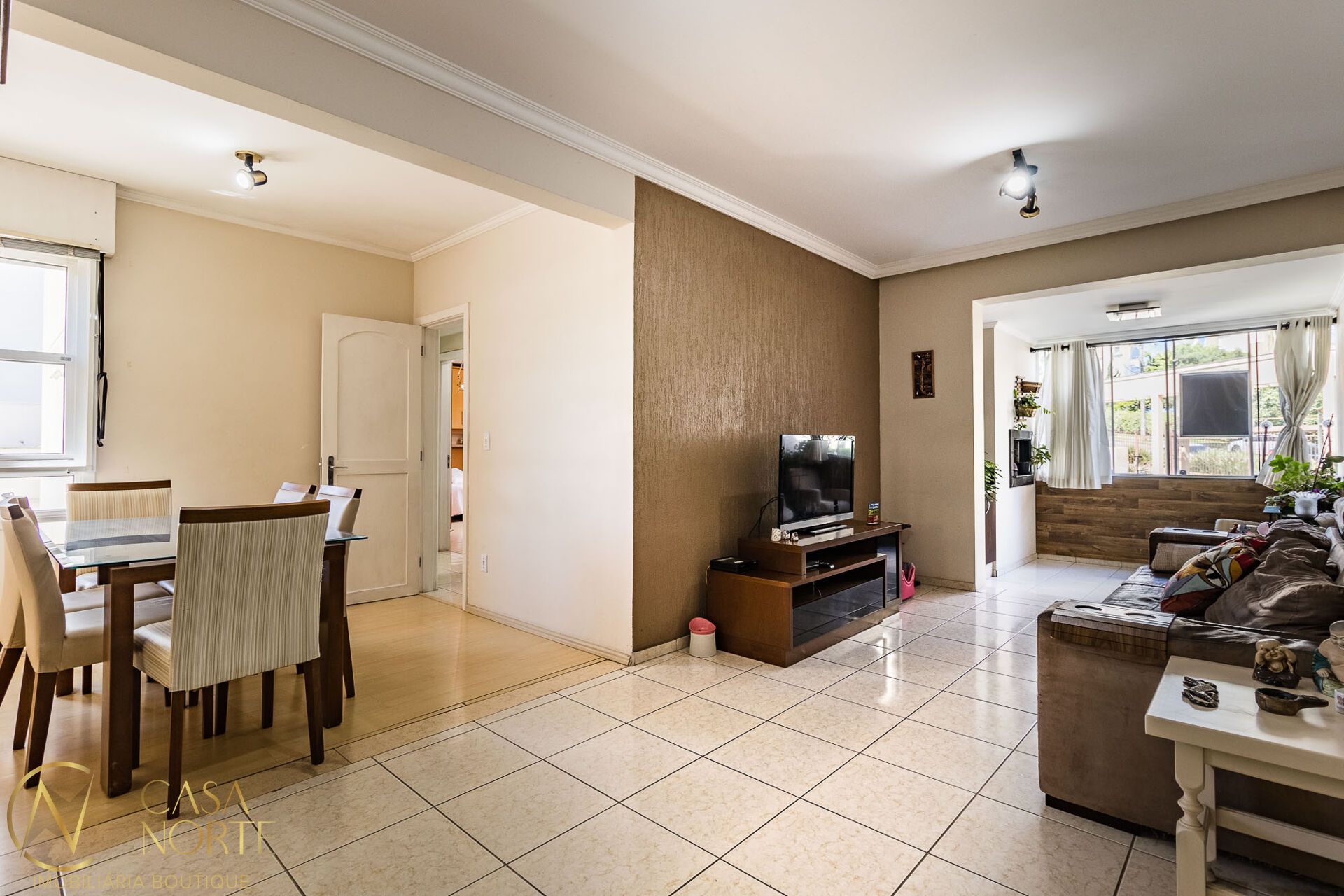Apartamento à venda com 3 quartos, 112m², 1 suíte, 1 vaga, Avenida General Barreto Viana no bairro Chácara das Pedras em Porto Alegre