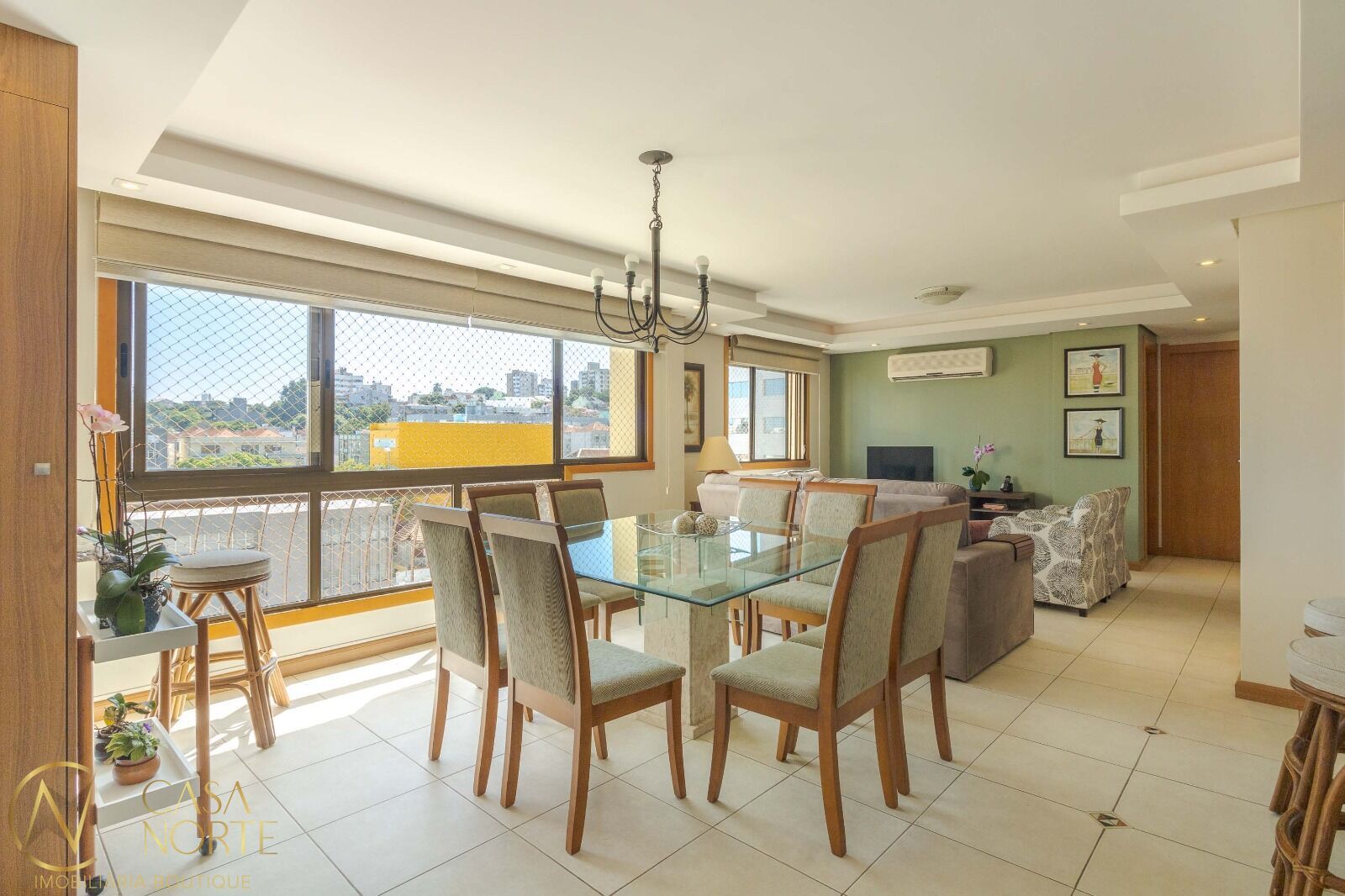 Apartamento à venda com 3 quartos, 87m², 1 suíte, 2 vagas, Avenida Grécia no bairro Passo da Areia em Porto Alegre