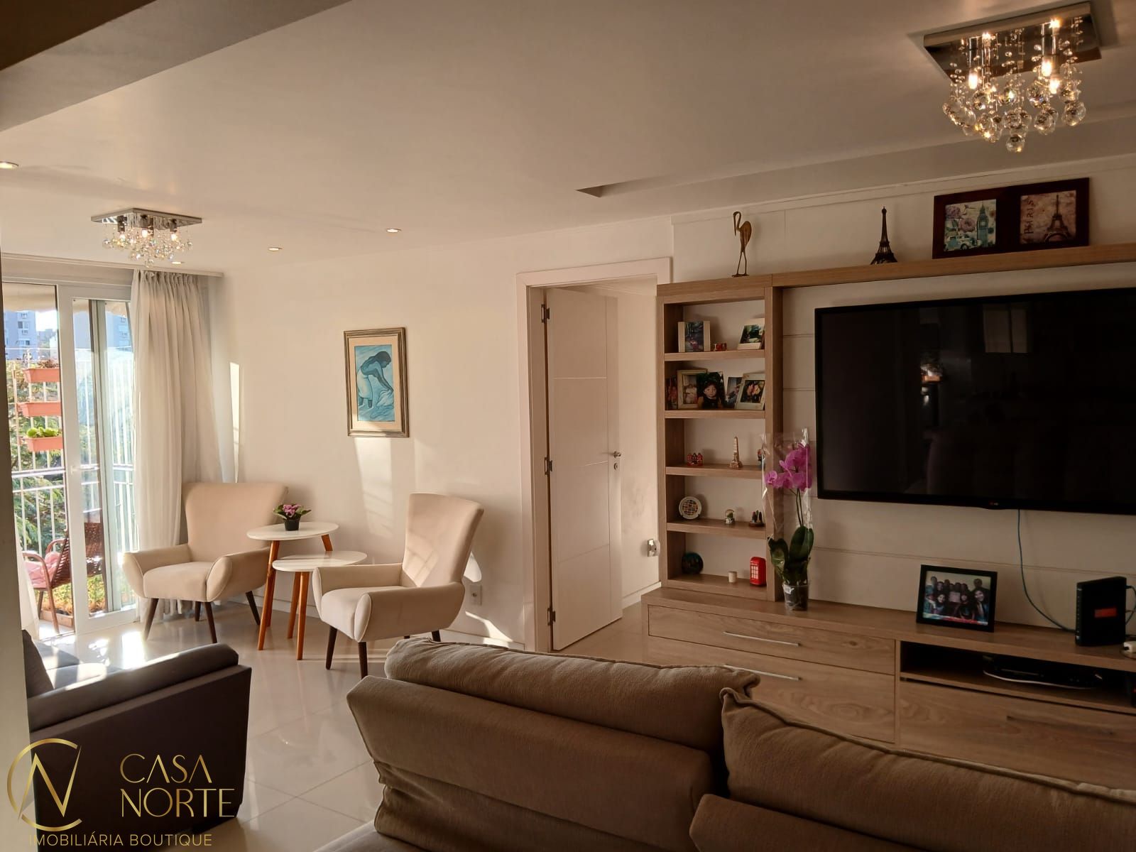 Apartamento à venda com 3 quartos, 129m², 1 suíte, 1 vaga, Avenida Panamericana no bairro Jardim Lindóia em Porto Alegre