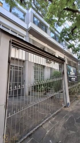 Apartamento à venda com 2 quartos, 74m², Rua Felipe Camarão no bairro Rio Branco em Porto Alegre