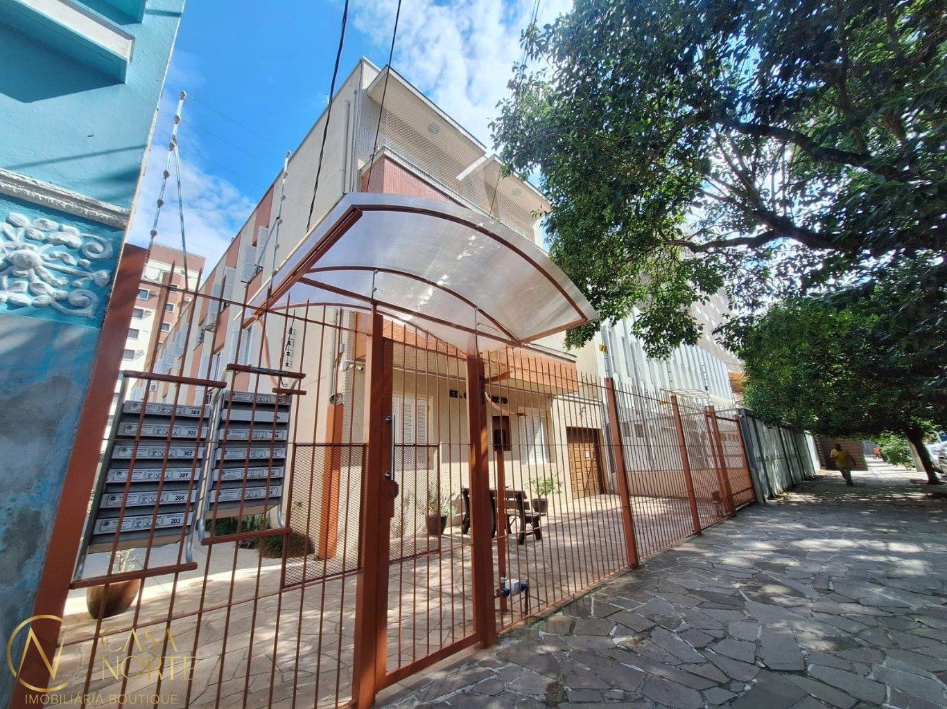 Apartamento à venda com 3 quartos, 78m², Rua Gonçalves Dias no bairro Menino Deus em Porto Alegre