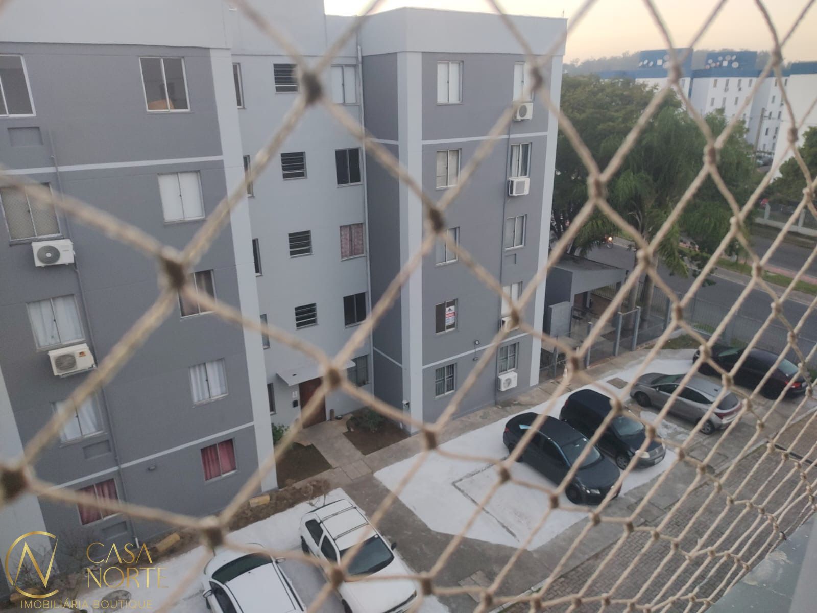 Apartamento à venda com 2 quartos, 42m², 1 vaga, Avenida Juscelino Kubitschek de Oliveira no bairro Jardim Leopoldina em Porto Alegre