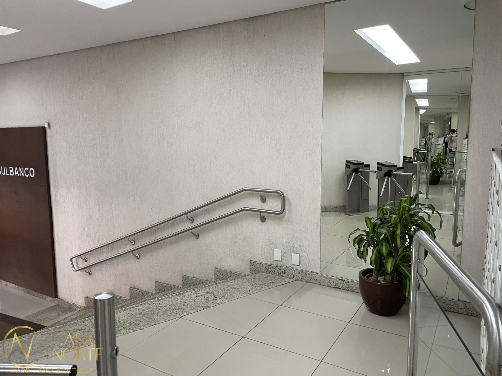 Sala Comercial à venda com 2 quartos, 73m², Avenida Farrapos no bairro Floresta em Porto Alegre