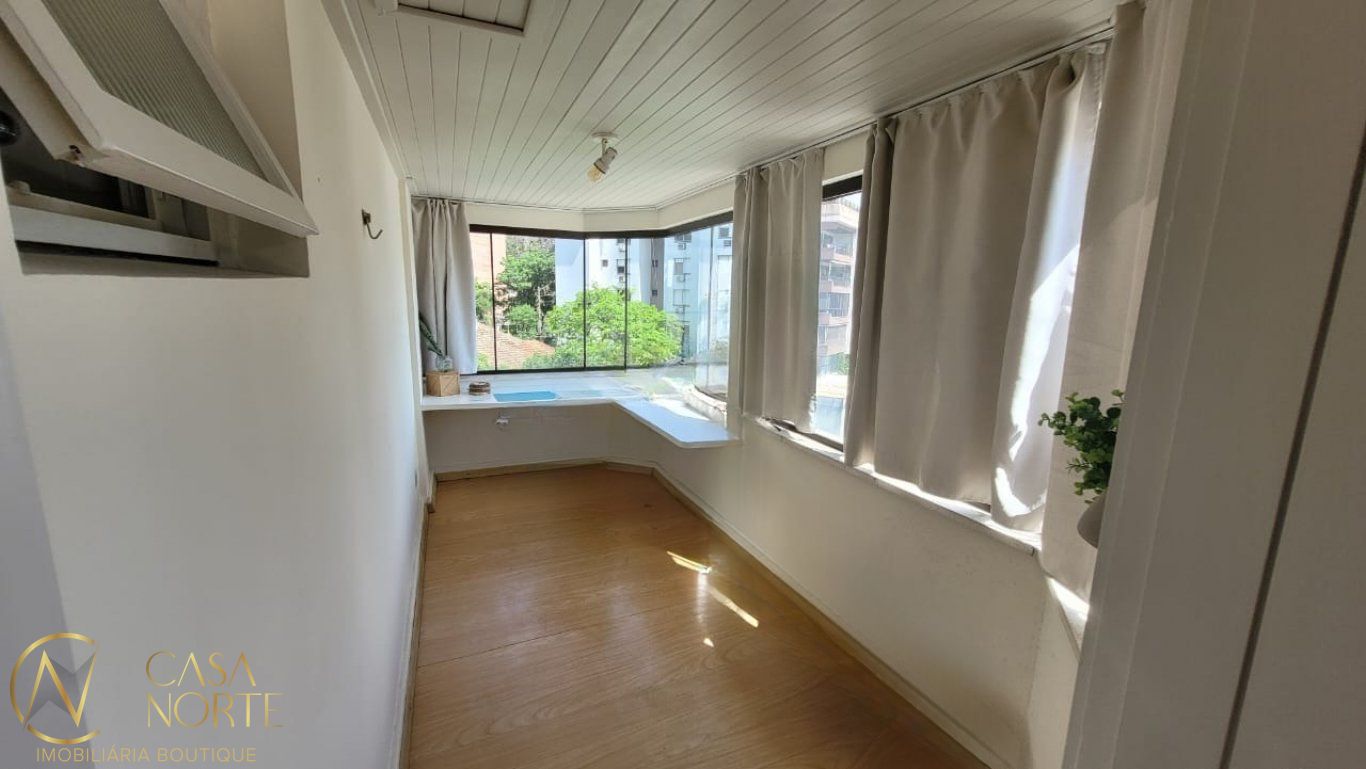 Apartamento à venda com 1 quarto, 58m², 1 vaga, Avenida Goethe no bairro Rio Branco em Porto Alegre