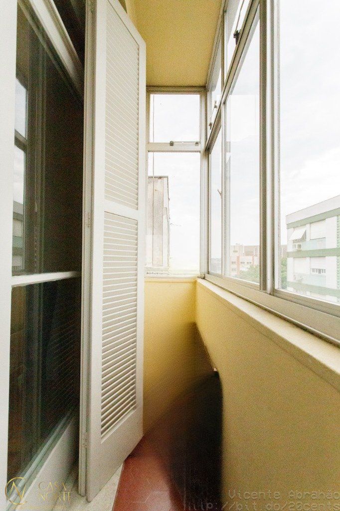 Apartamento à venda com 2 quartos, 89m², 1 vaga, Rua General Portinho no bairro Centro Histórico em Porto Alegre