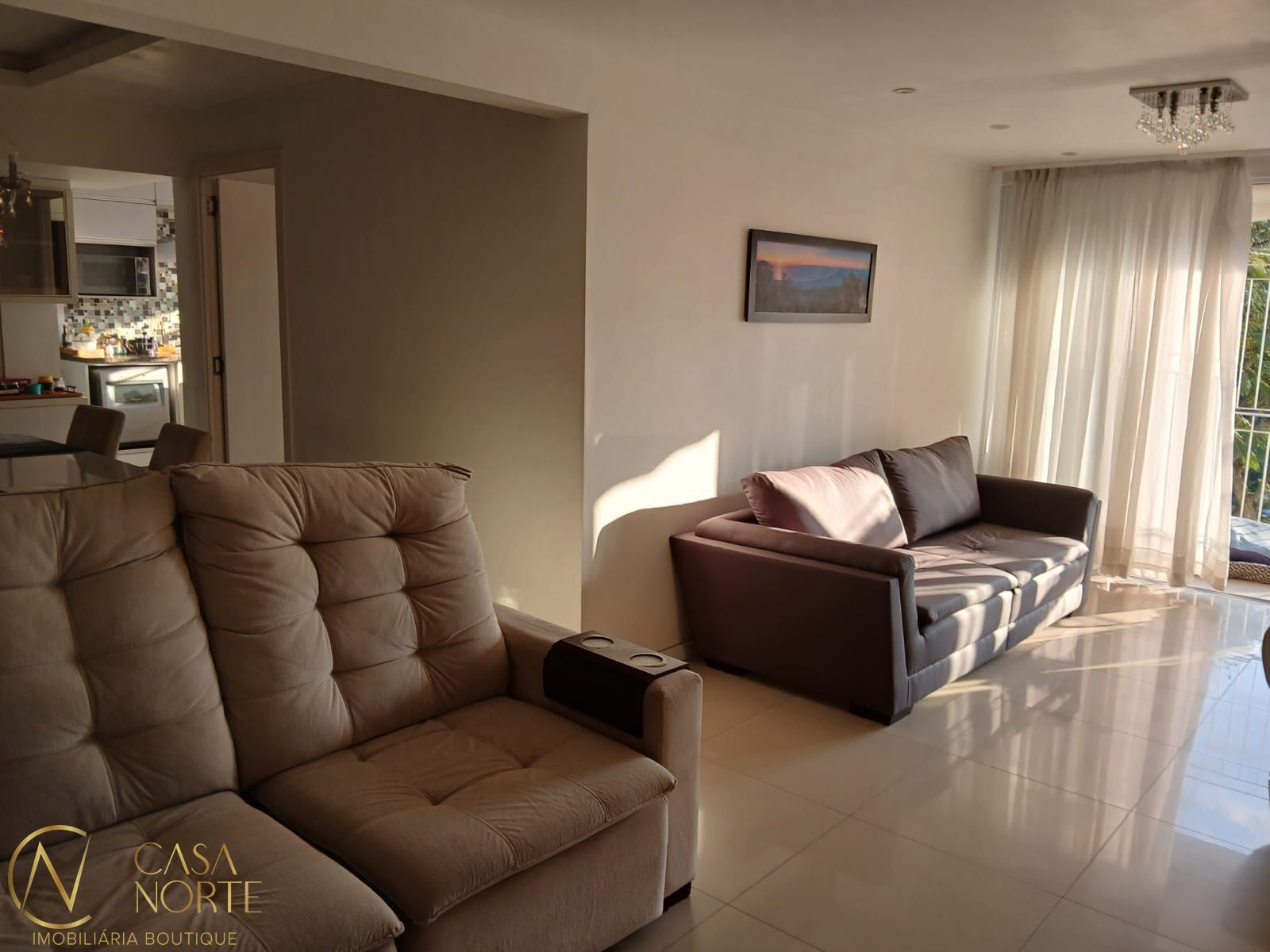 Apartamento à venda com 3 quartos, 129m², 1 suíte, 1 vaga, Avenida Panamericana no bairro Jardim Lindóia em Porto Alegre