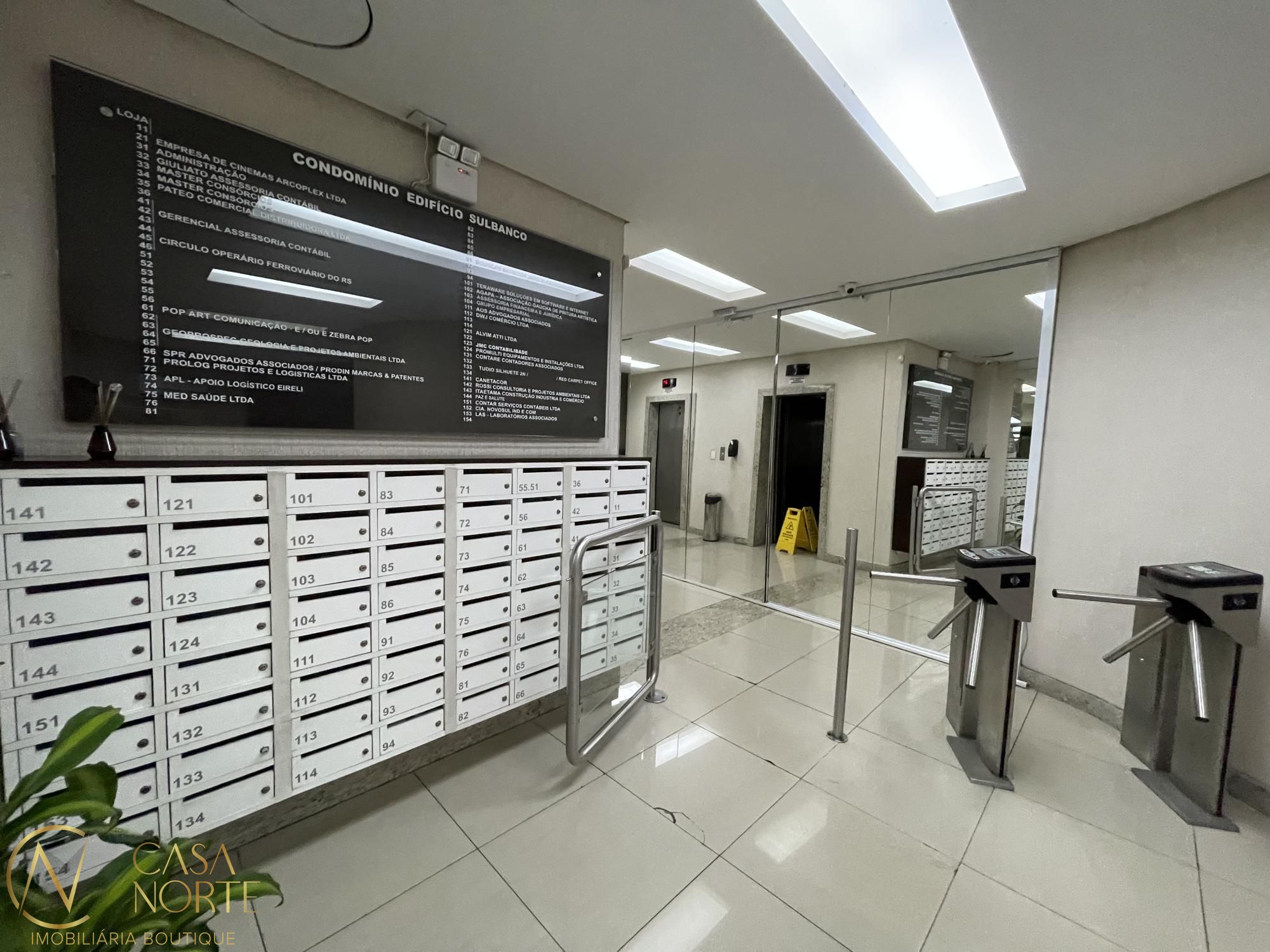 Sala Comercial à venda com 2 quartos, 73m², Avenida Farrapos no bairro Floresta em Porto Alegre