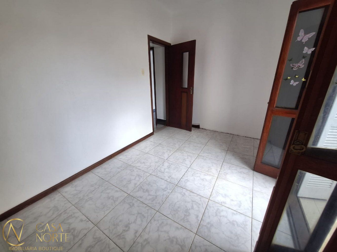 Apartamento à venda com 3 quartos, 94m², 1 suíte, Rua Visconde do Herval no bairro Menino Deus em Porto Alegre