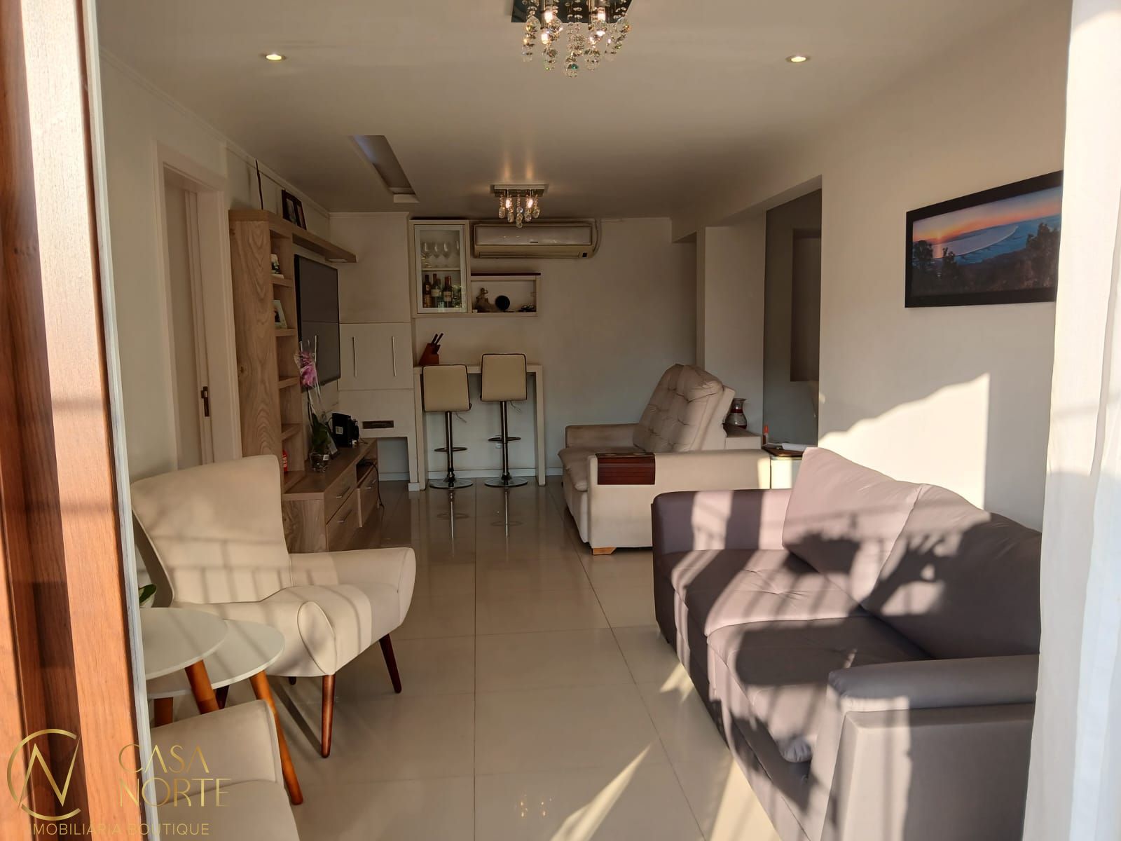 Apartamento à venda com 3 quartos, 129m², 1 suíte, 1 vaga, Avenida Panamericana no bairro Jardim Lindóia em Porto Alegre