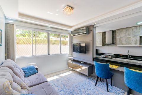 Apartamento à venda com 3 quartos, 74m², 1 suíte, 1 vaga, Rua Dário Totta no bairro Teresópolis em Porto Alegre