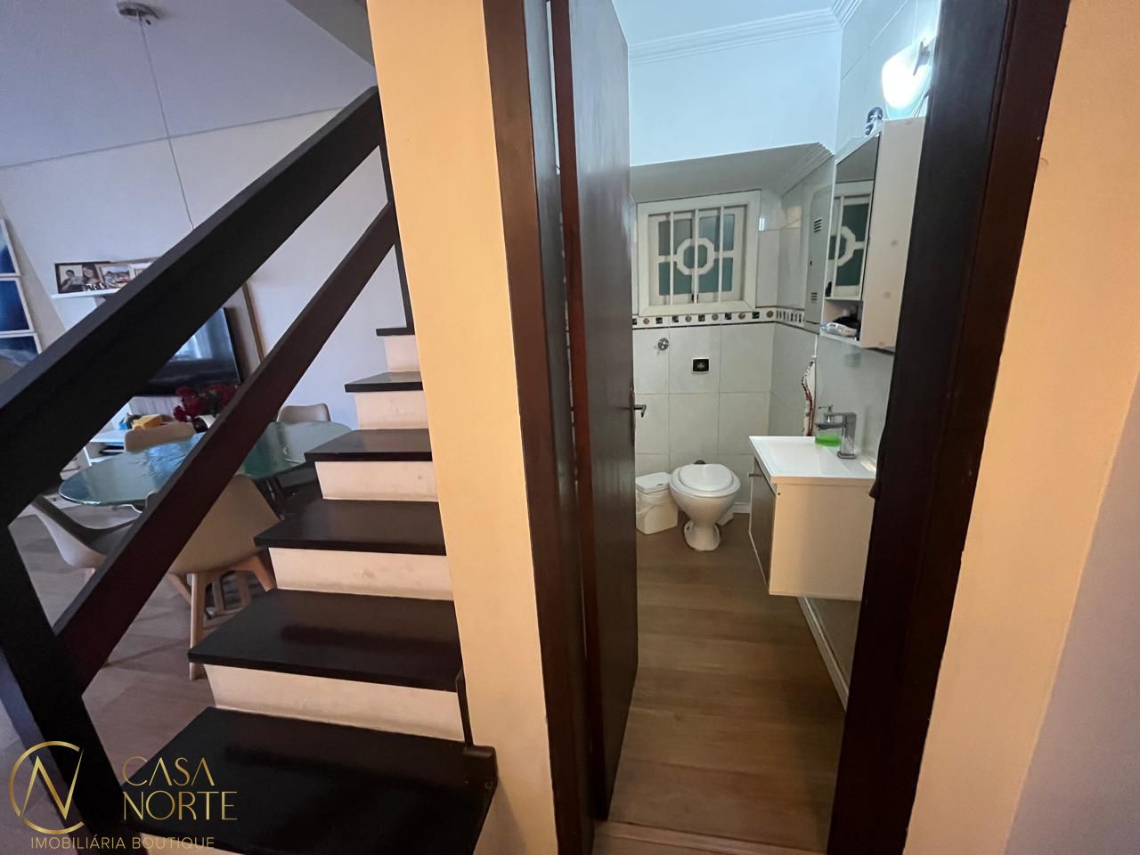 Apartamento à venda com 3 quartos, 114m², 2 suítes, 2 vagas, Alameda Três de Outubro no bairro Sarandi em Porto Alegre