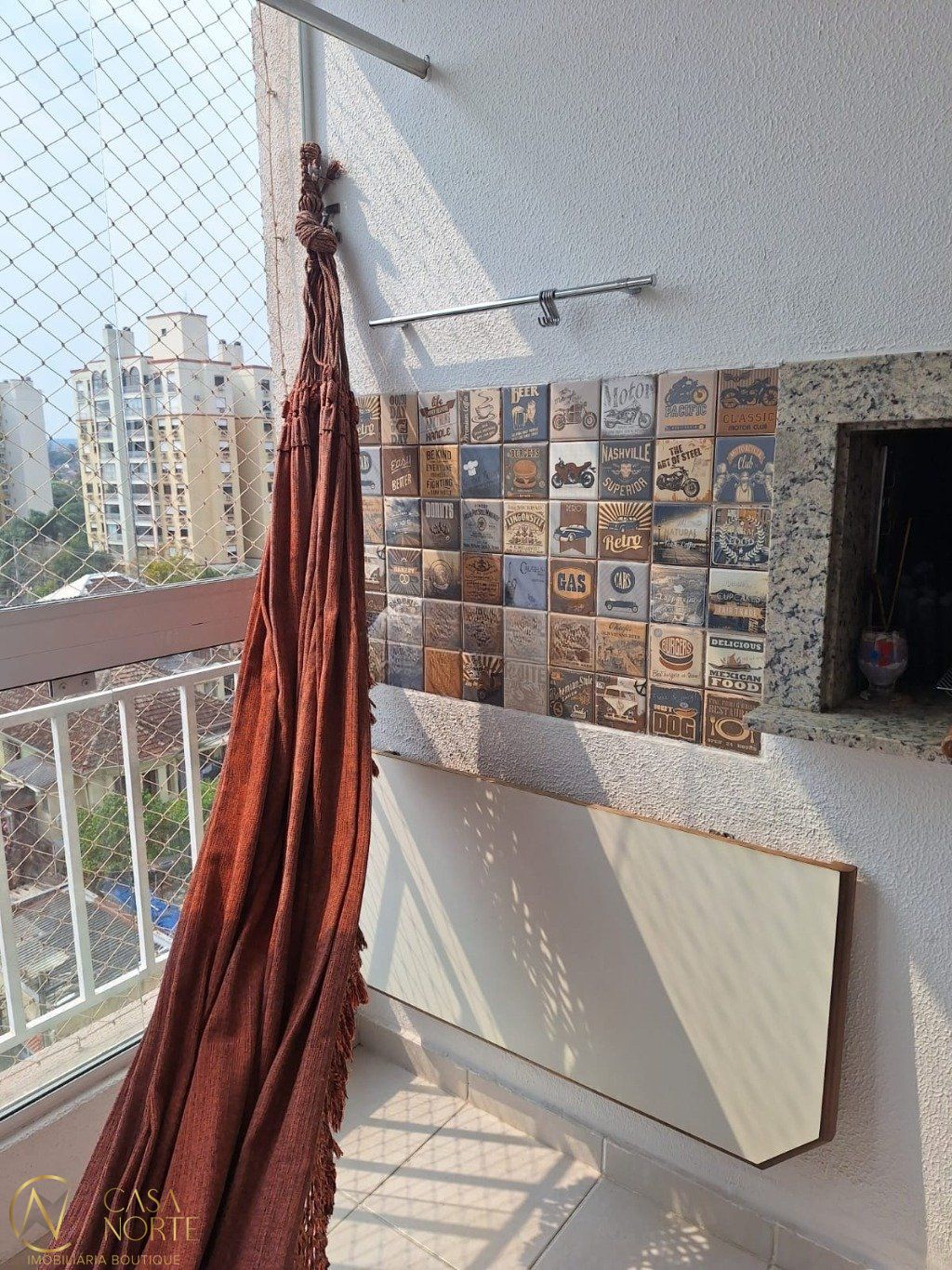 Apartamento à venda com 3 quartos, 77m², 1 suíte, 2 vagas, Avenida Arnaldo Bohrer no bairro Teresópolis em Porto Alegre