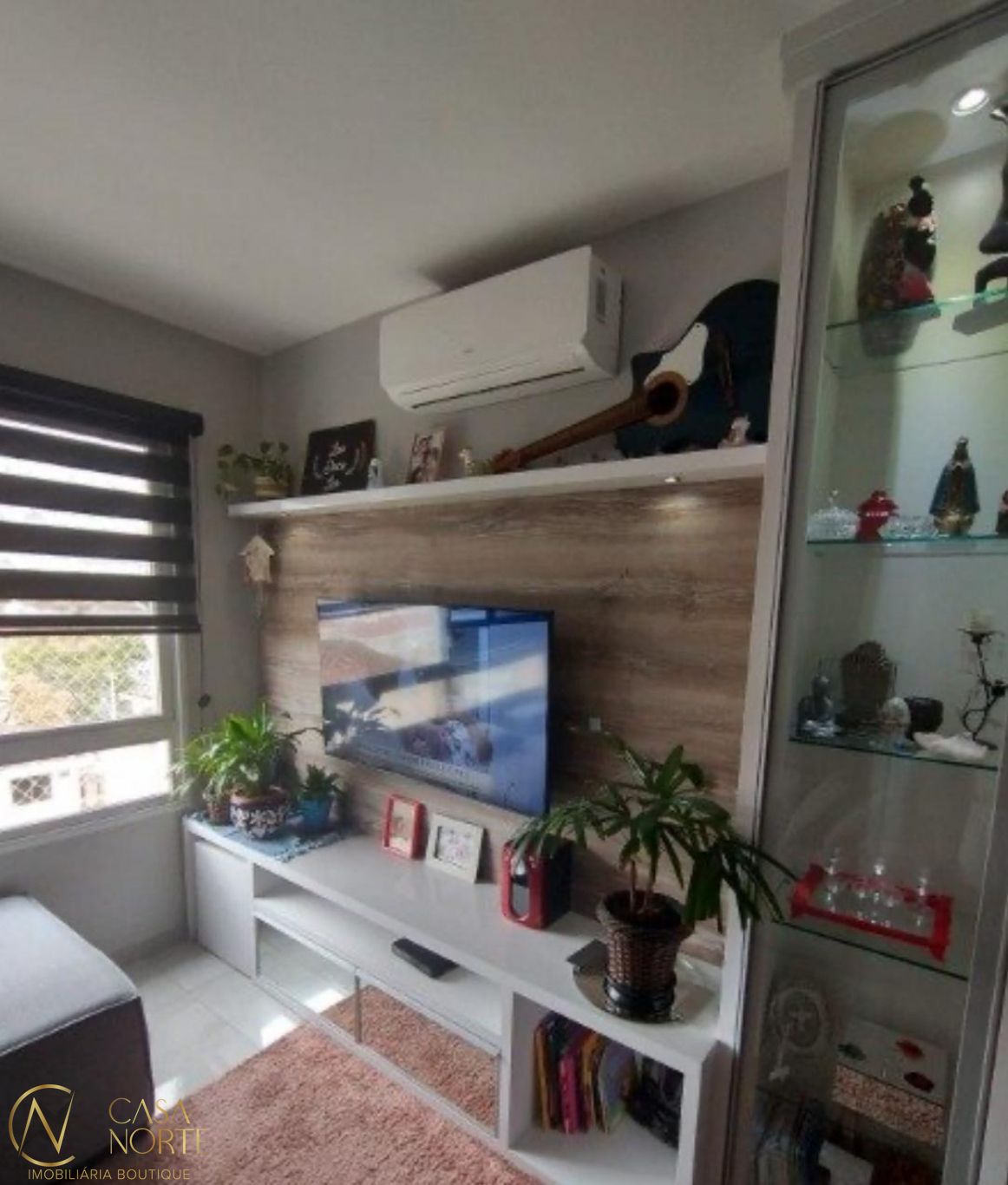 Apartamento à venda com 2 quartos, 68m², 1 suíte, 1 vaga, Rua Mauro Guedes de Oliveira no bairro Jardim Lindóia em Porto Alegre