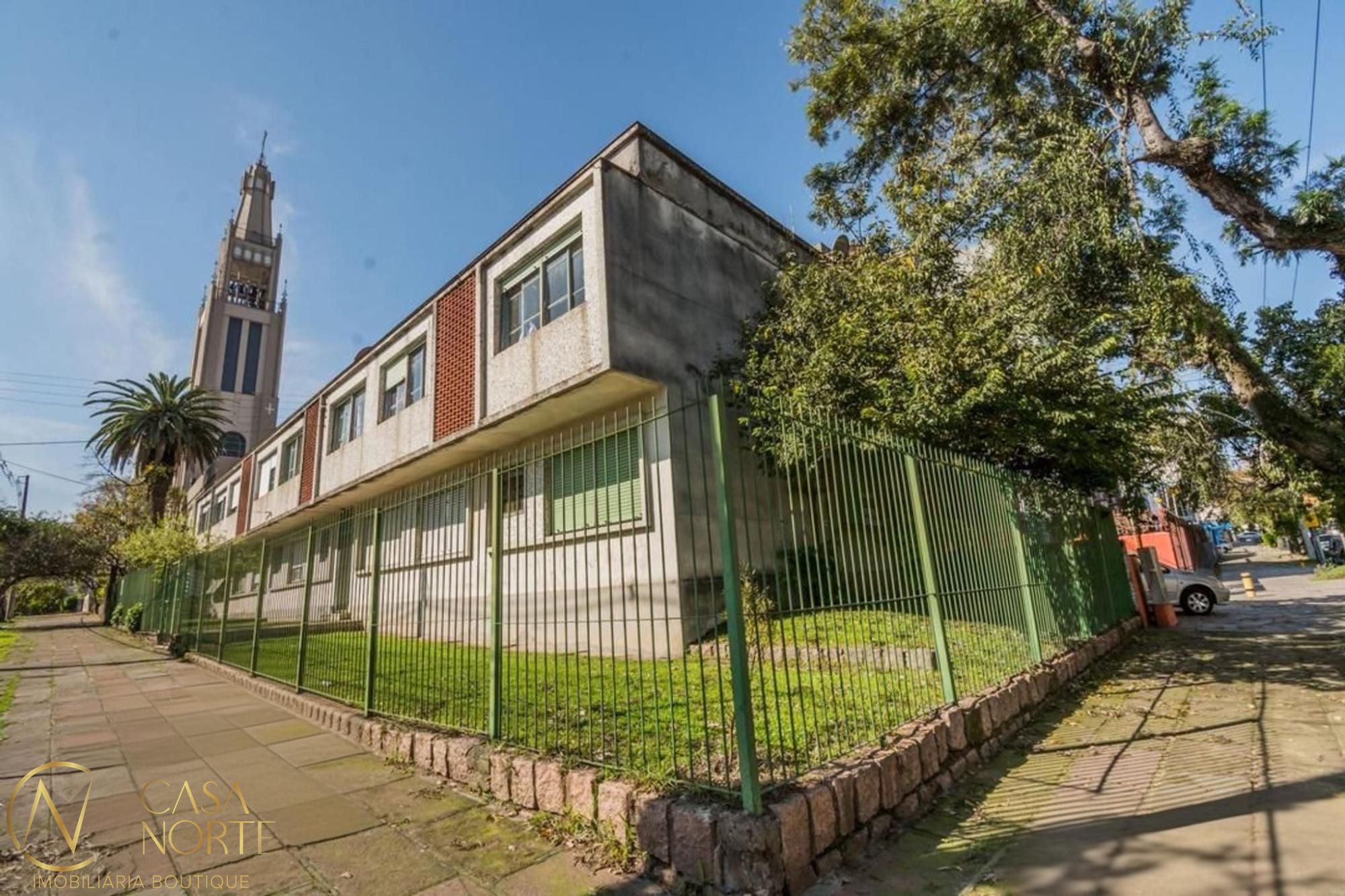 Apartamento à venda com 3 quartos, 109m², Rua Santa Cecília no bairro Santa Cecília em Porto Alegre