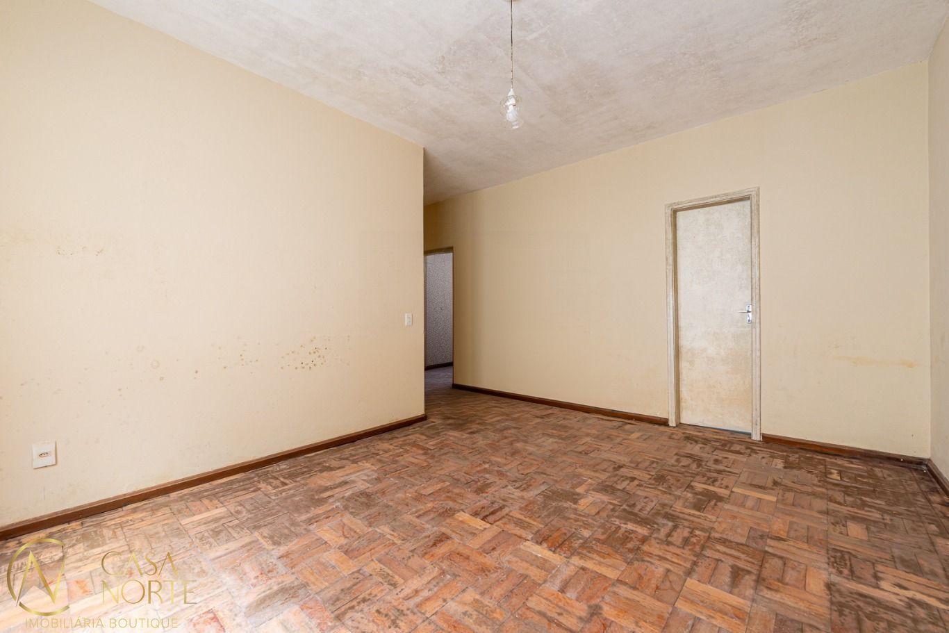 Apartamento à venda com 1 quarto, 54m², Rua Mucio Teixeira no bairro Menino Deus em Porto Alegre