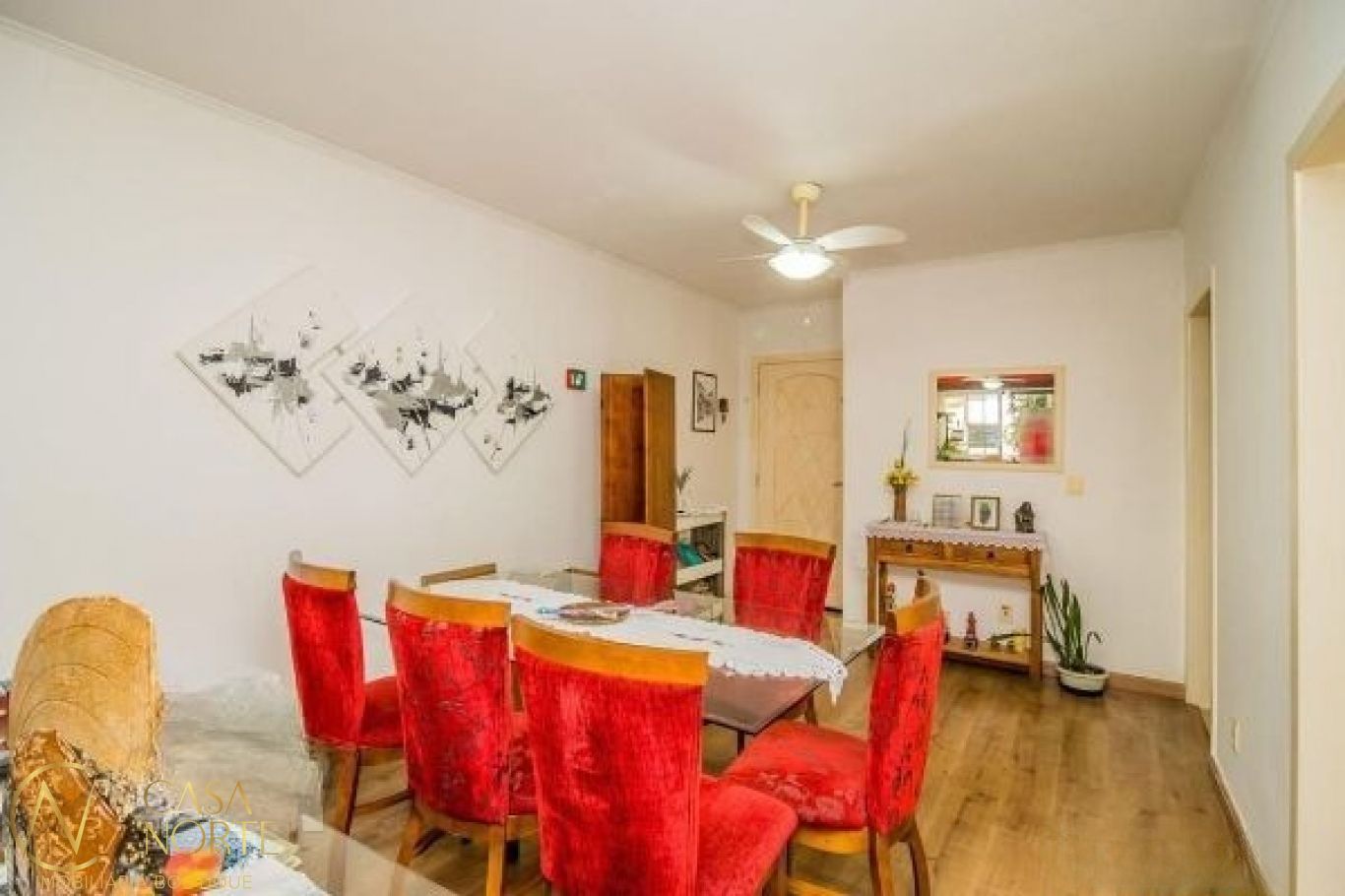 Apartamento à venda com 3 quartos, 101m², 1 vaga, Avenida Caçapava no bairro Petrópolis em Porto Alegre