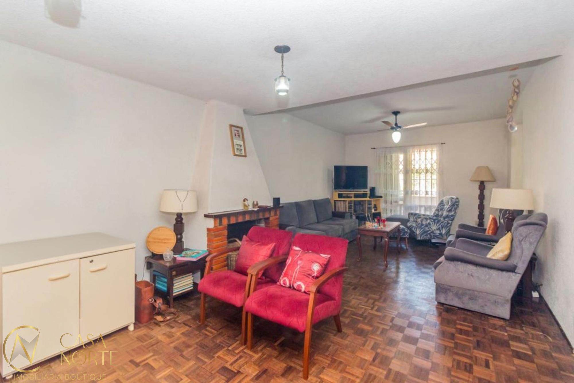 Casa à venda com 3 quartos, 255m², 1 suíte, 2 vagas, Rua Coronel Feijó no bairro São João em Porto Alegre