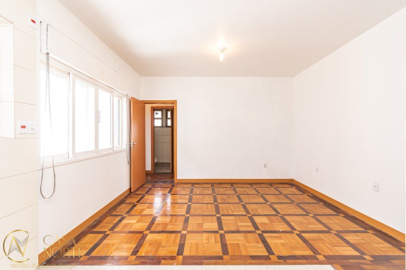 Apartamento à venda com 2 quartos, 68m², Rua Silva Só no bairro Santa Cecília em Porto Alegre
