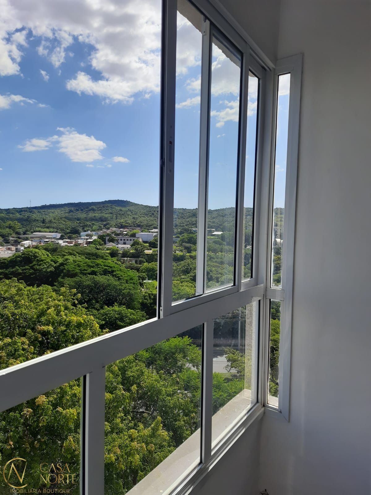 Apartamento à venda com 1 quarto, 42m², 1 vaga, Avenida da Cavalhada no bairro Cavalhada em Porto Alegre