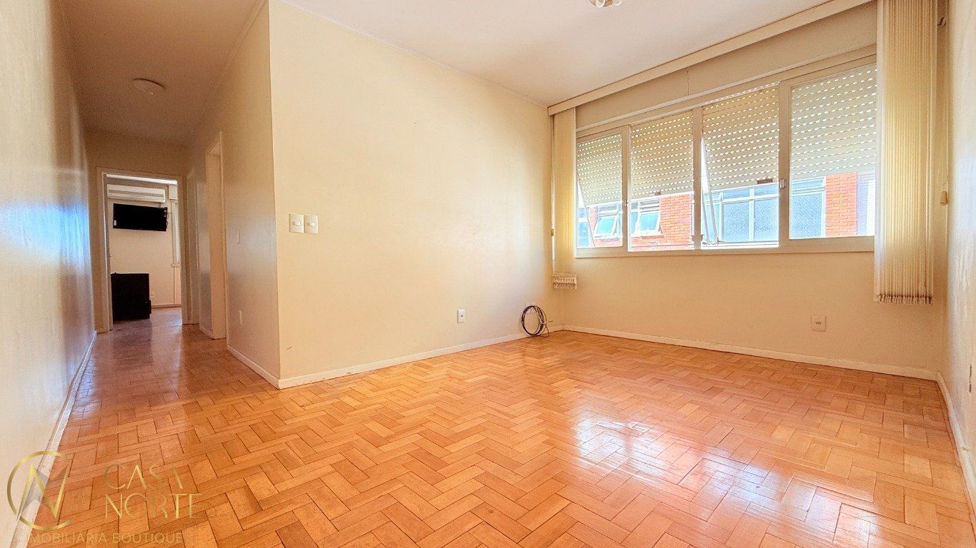 Apartamento à venda com 2 quartos, 75m², 1 vaga, Rua Edmundo Bastian no bairro Cristo Redentor em Porto Alegre